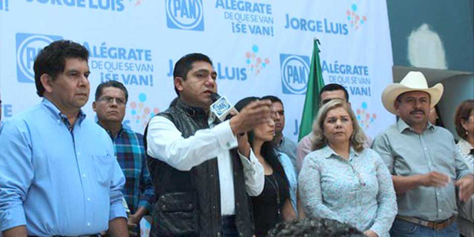 Jorge Luis Preciado admite derrota en Colima