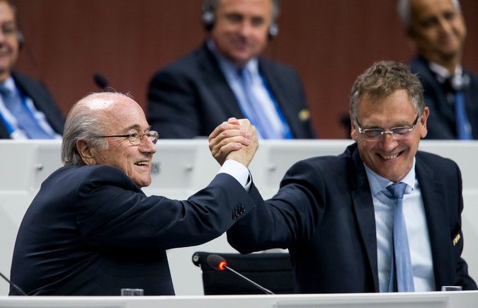 Blatter, Valcke y Kattner se otorgaron aumentos y bonos de 80 mdd - joseph-blatter-jerome-valcke