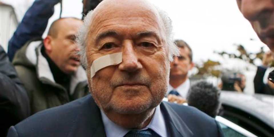 Blatter espera ir a elección de FIFA pese a sanción