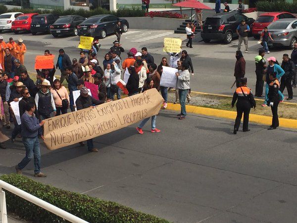 Marcha en Interlomas provoca caos vial - marcha-interlomas-2