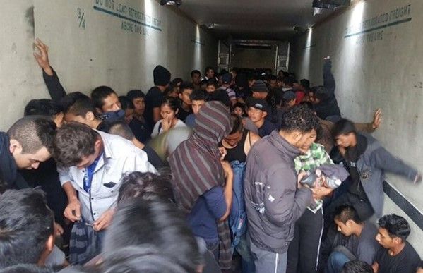 Falsos reclutadores estafan a migrantes con empleo - migrantes-tlalnepantla-13ene-OEM