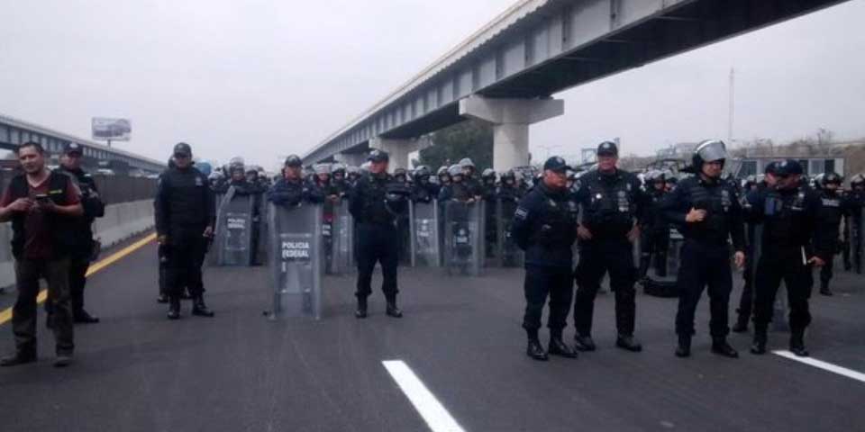 Manifestantes retiran bloqueo de la México-Puebla