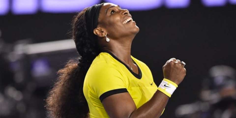 Una dominante Serena disputará su séptima final en Australia