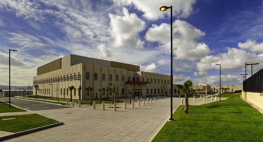 Incendio destruye vehículos en consulado de EE.UU. en Tijuana