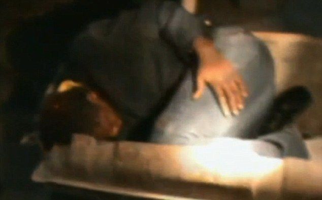 Increíbles escondites de los inmigrantes que intentan ingresar a España