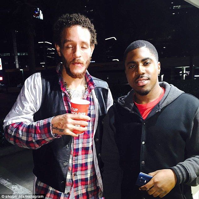 De jugador de la NBA a vagabundo - 316E44F100000578-3457570-image-a-1_1456096114944