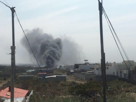 Sofocan incendio en corralón de Veracruz - 56b2606303dd9__437