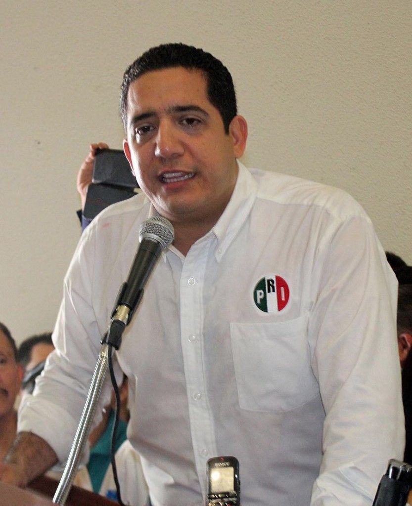 Se registra Jesús Valdés como precandidato único del PRI para Culiacán - 589ccea2-15a3-4b4a-936c-f529a4e34906-833x1024