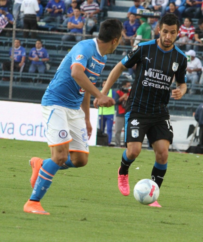 Sufrido triunfo del Cruz Azul ante Querétaro - 60213308-861x1024