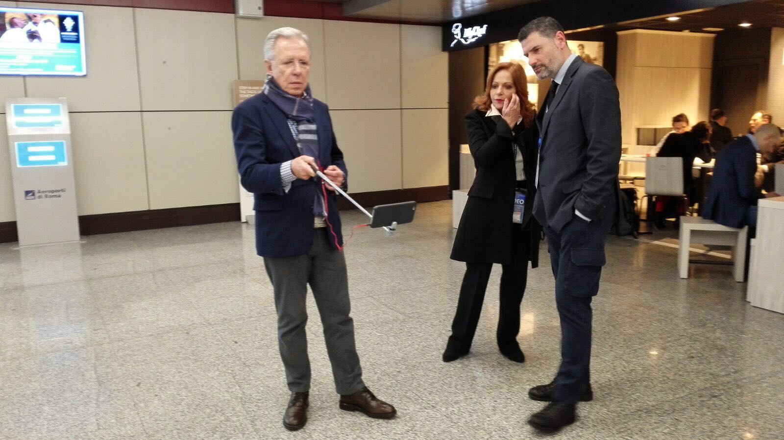 Avión del papa Francisco ya vuela a México - Ai4WXXdrXLqoLKLD3xzbZFXVQiDzyJMkAXJVrYLdSZKG