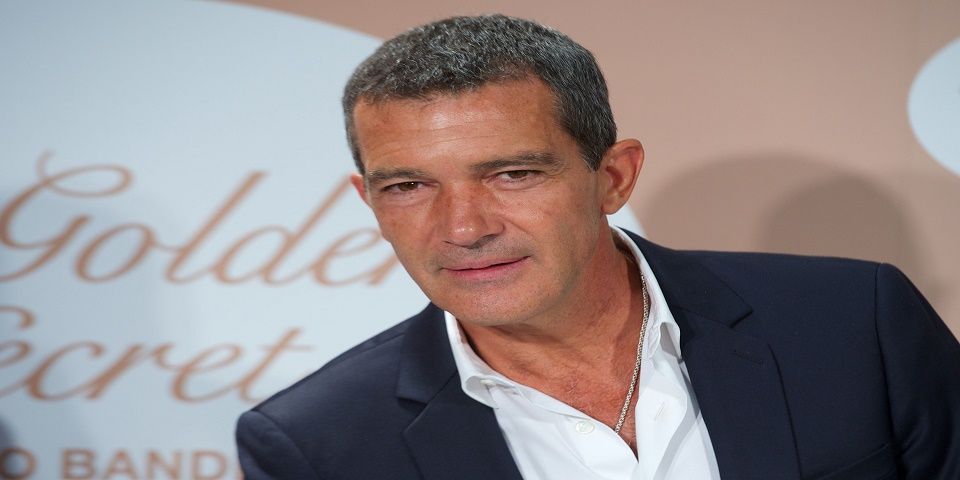 Niegan que Antonio Banderas haya ingresado a clínica en Suiza