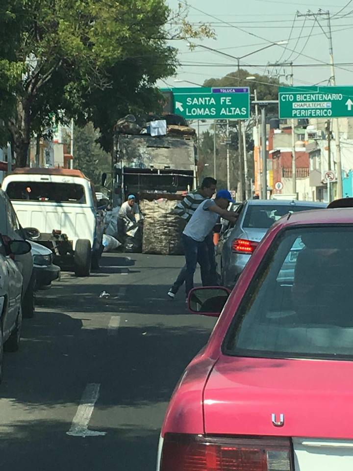 Asalto a plena luz del día en Constituyentes - Asalto-Constituyentes