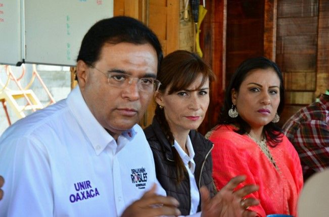 Intentan desestabilizar PRD en Oaxaca: Agustín Basave - Benjamin-Robles
