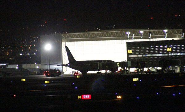 Aterriza en México el nuevo avión presidencial