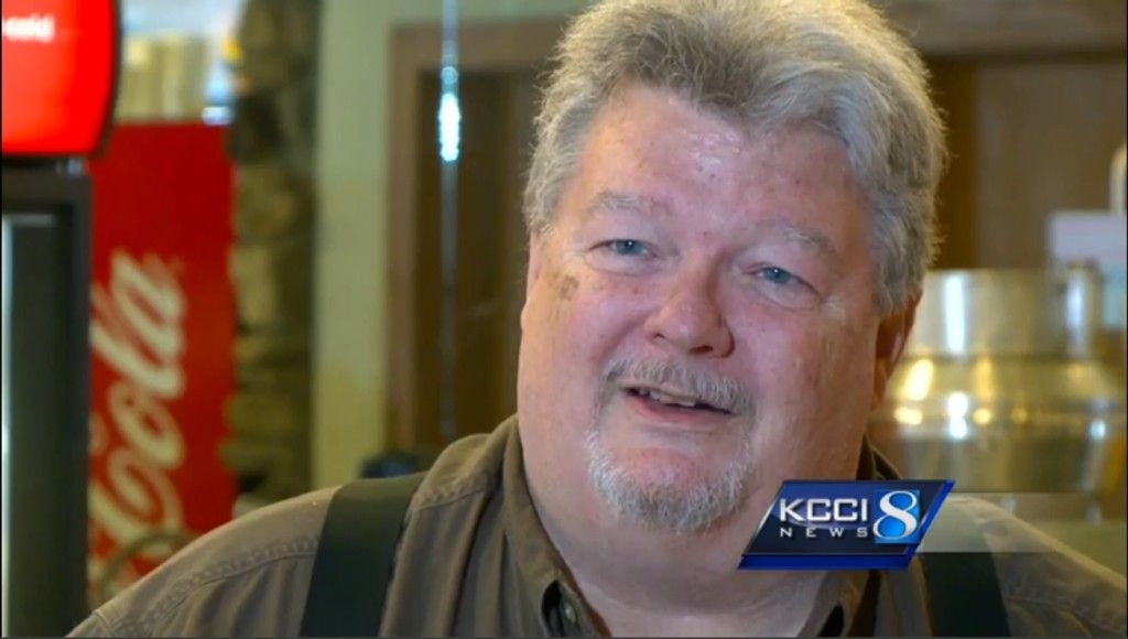 Regresan a su dueño cartera perdida por 71 años - Cartera-Nevada-4-1024x580