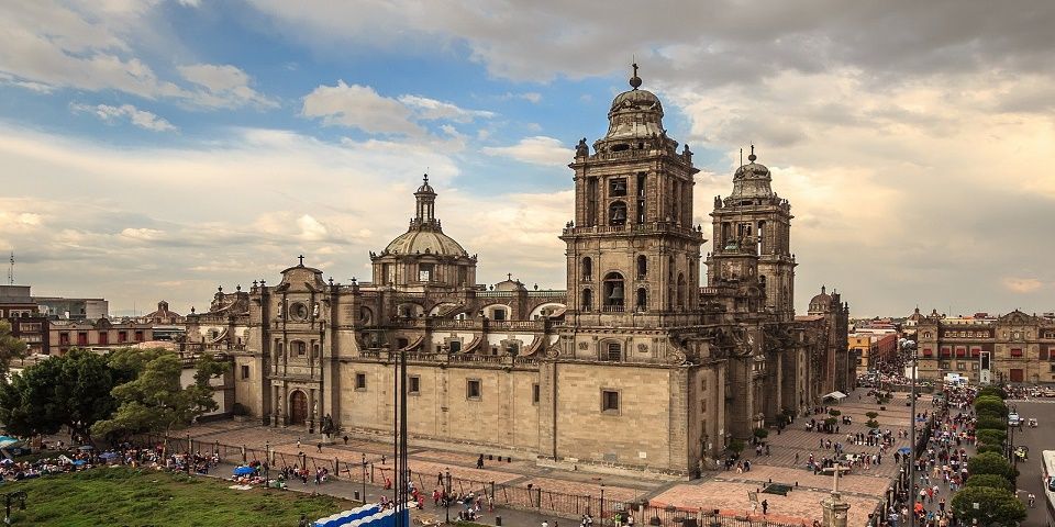 Iglesia acusa de traidoras a empresas mexicanas que ayudarían a construir muro - Catedral-Metropolitana