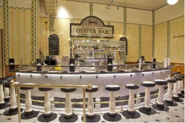 Empleados de la SFP gastan miles de pesos en viáticos - Caviar-House-Oyster-Bar-1