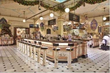 Empleados de la SFP gastan miles de pesos en viáticos - Caviar-House-Oyster-Bar-3