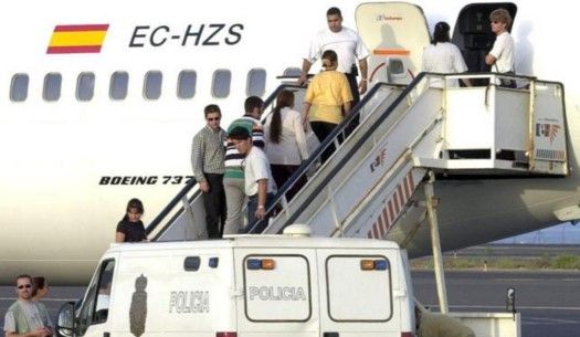 Deportan a mexicano tras pasarse el alto en una bicicleta Deportan a mexicano tras pasarse el alto en una bicicleta