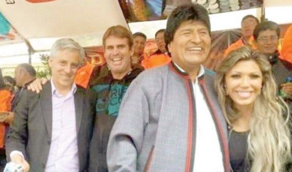 Evo Morales exige ver a su hijo. Se decía había muerto al nacer - Evo-Morales-Gabriela-Zapata
