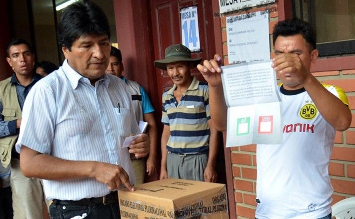 "No" aventaja por más de 10 puntos al "Sí" en Bolivia - Evo-Morales-referendum-Telegraph