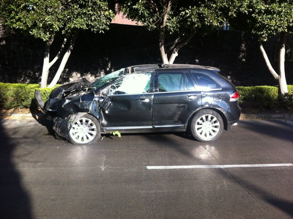 Vuelca camioneta en Lomas Virreyes - IMG_5495-1024x765