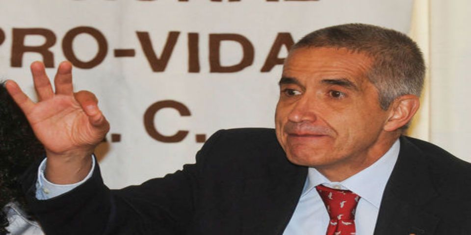 PGR detiene a Jorge Serrano Limón PGR detiene a Jorge Serrano Limón