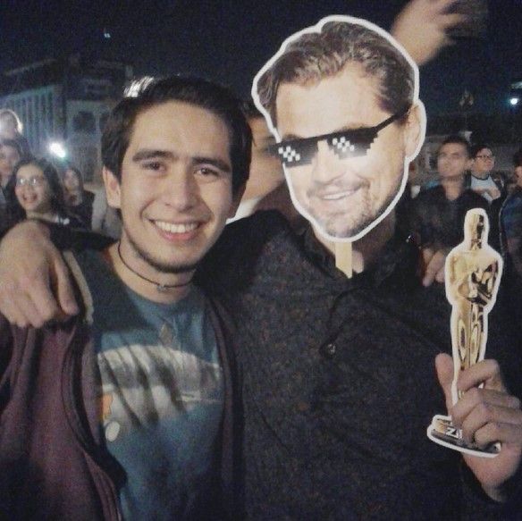 Así festejaron a Leonardo DiCaprio en México - Leonardo-DiCaprio-Macroplaza-o4chuy