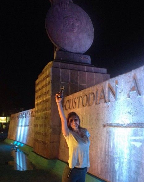 Así festejaron a Leonardo DiCaprio en México - Leonardo-DiCaprio-Minerva-genesisandrea23