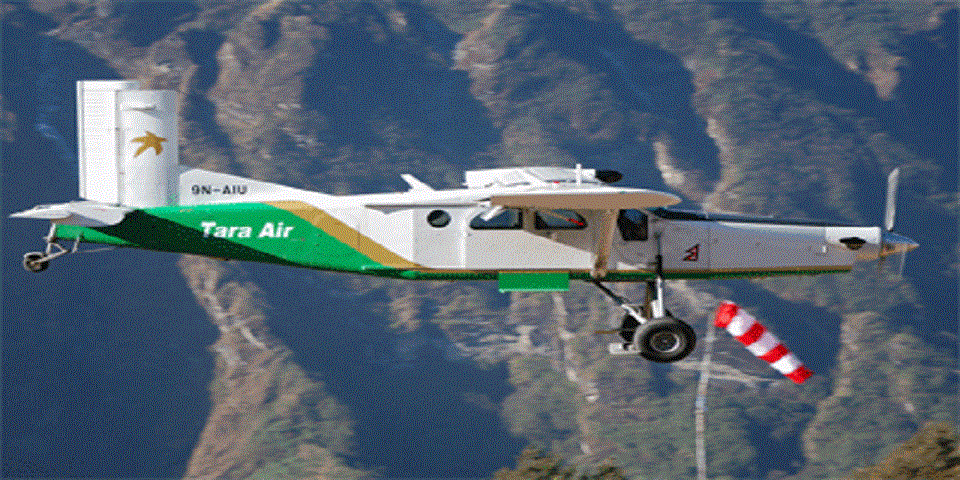 Avión pequeño con 23 pasajeros a bordo se pierde en Nepal