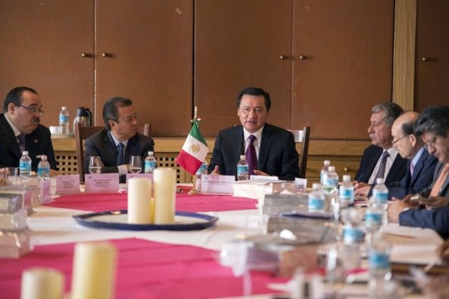 Osorio Chong expone beneficios del Mando Único ante diputados - Osorio-Chong-diputados