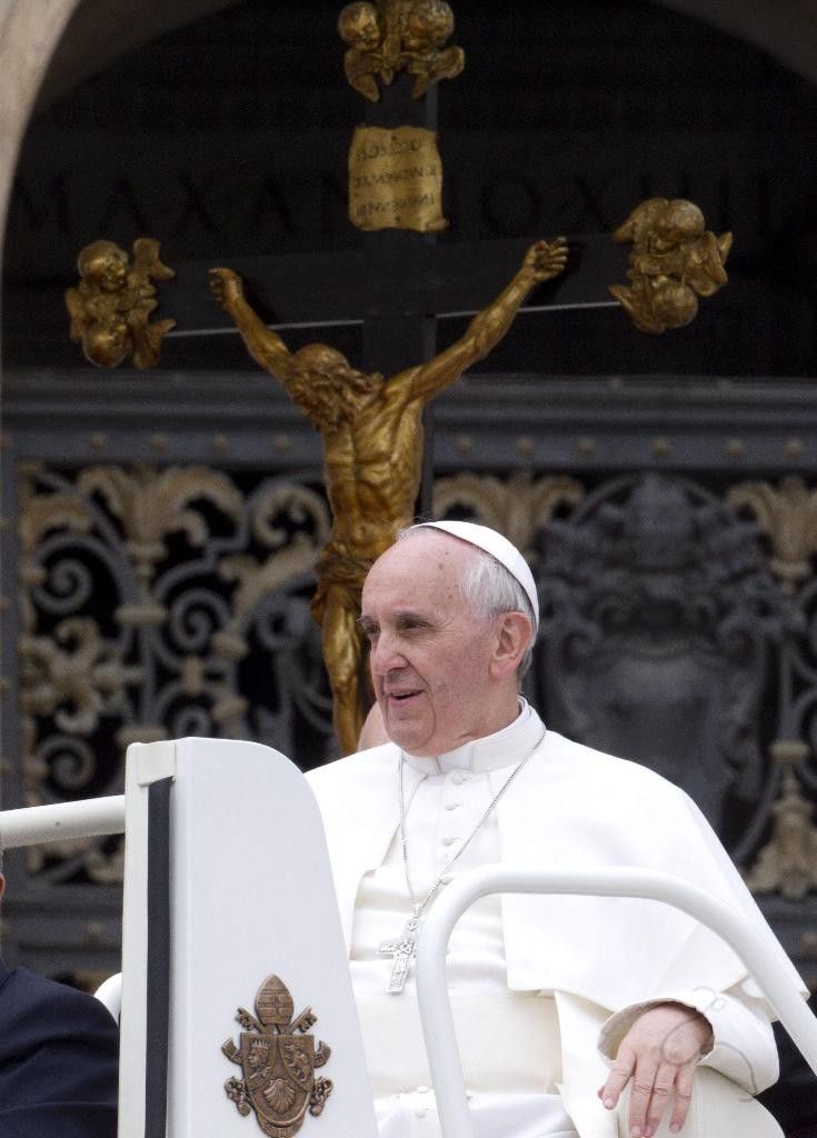 Las frases más polémicas del papa Francisco - Papa-Francisco-41-735x1024