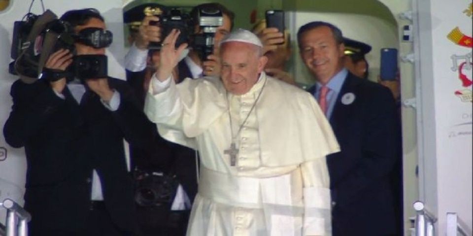 Papa Francisco agradeció a EPN afectuoso recibimiento en México Papa Francisco agradeció a EPN afectuoso recibimiento en México