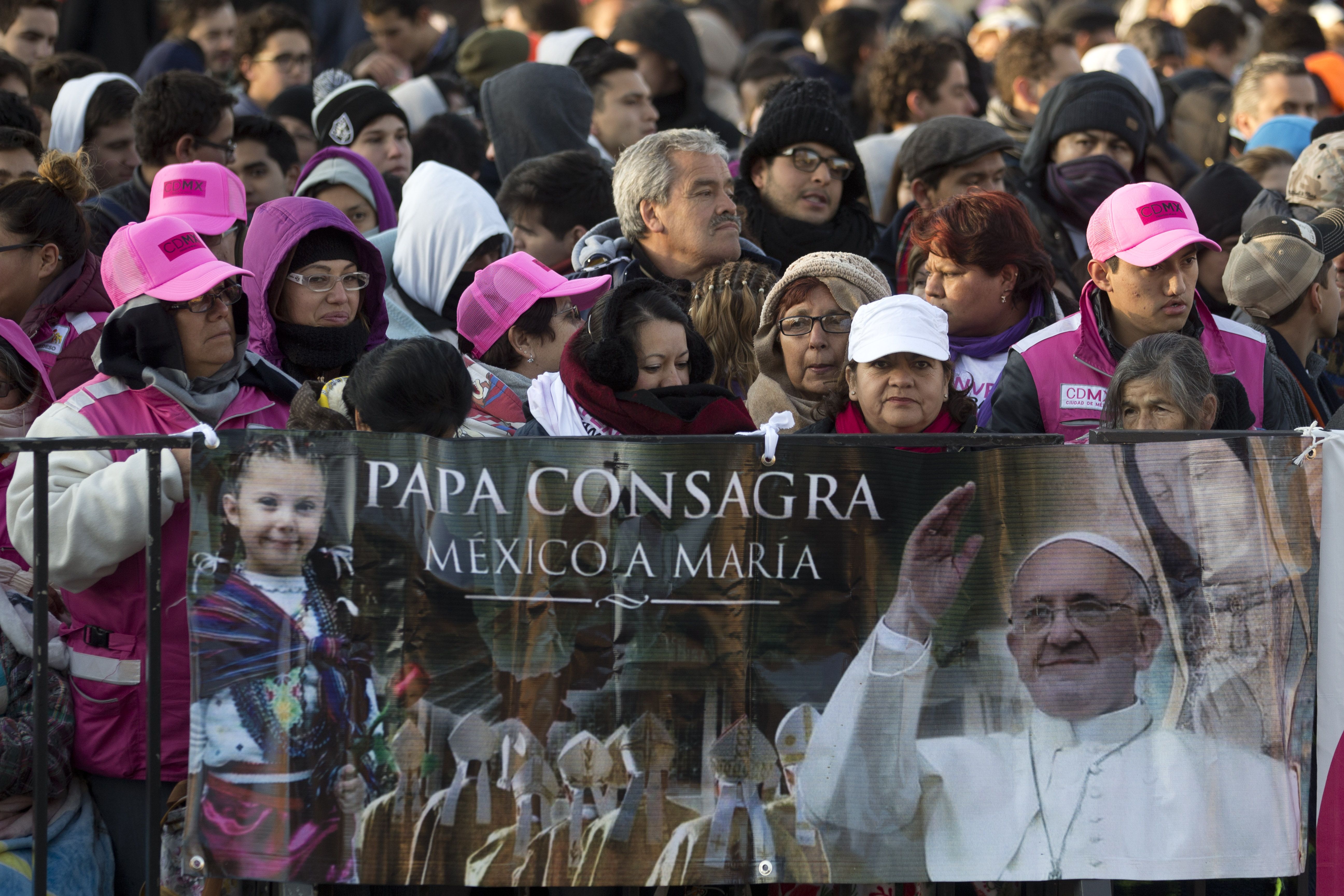 Galería: el papa Francisco en la Basílica de Guadalupe - SOP_AP_SPANI_SPAN__MEX_SPANXMC119_PAPA_MEXICO__adan.delacruz@lopezdoriga.com_3