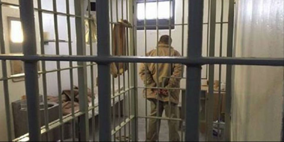 “El Chapo” Guzmán denuncia que es víctima de tortura en el penal “El Chapo” Guzmán denuncia que es víctima de tortura en el penal