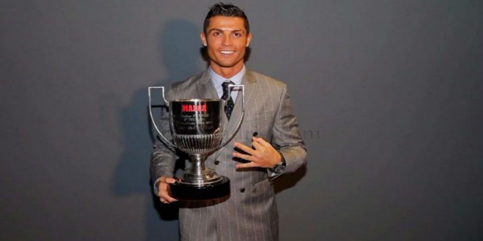 Cristiano Ronaldo recibe su tercer Pichichi