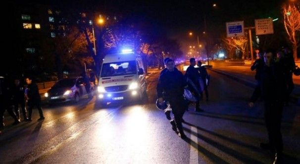 Explosión de coche bomba deja 28 muertos y 61 heridos en Turquía - Screenshot_13-1