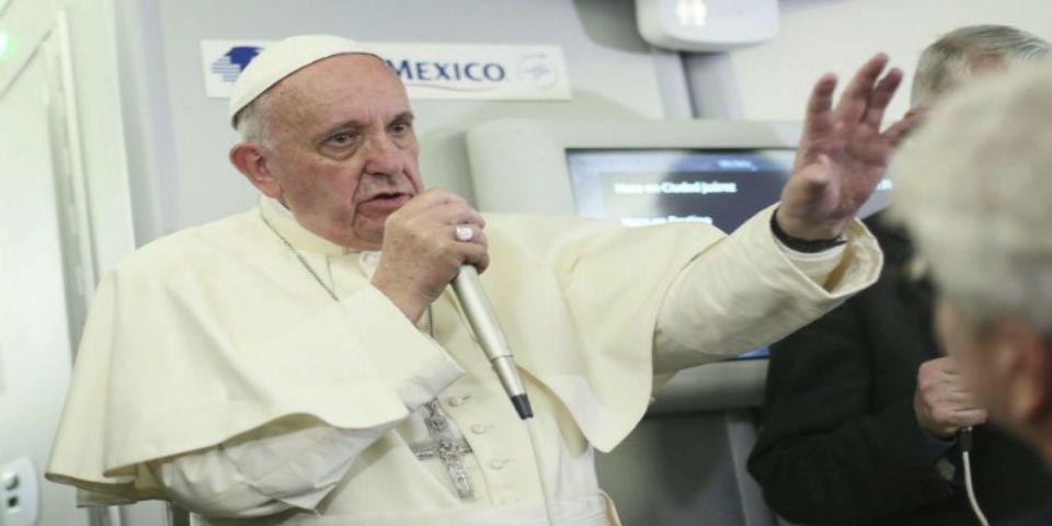 La razón por la que el papa no se reunió con padres de los 43 normalistas La razón por la que el papa no se reunió con padres de los 43 normalistas