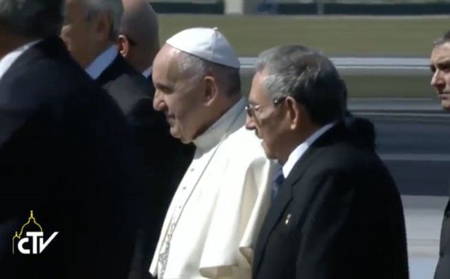 Histórico encuentro entre el papa Francisco y el patriarca Kirill - Screenshot_187