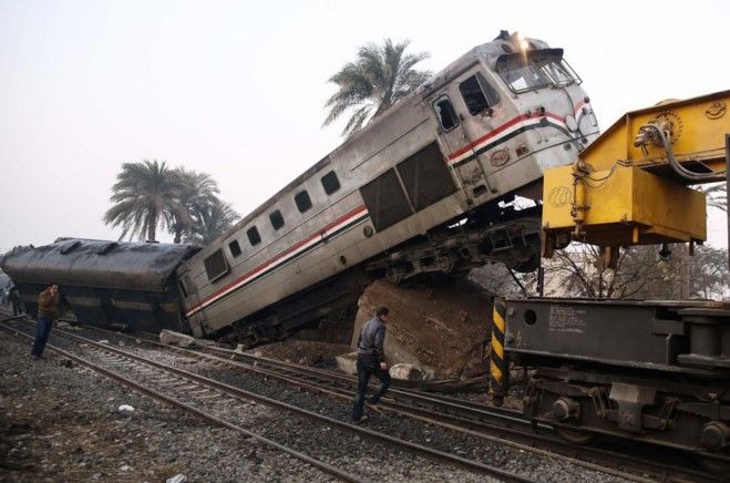 Descarrila tren en Egipto, deja al menos 70 heridos - Screenshot_196