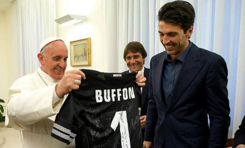 El papa Francisco y su acercamiento con el futbol - Screenshot_24-1
