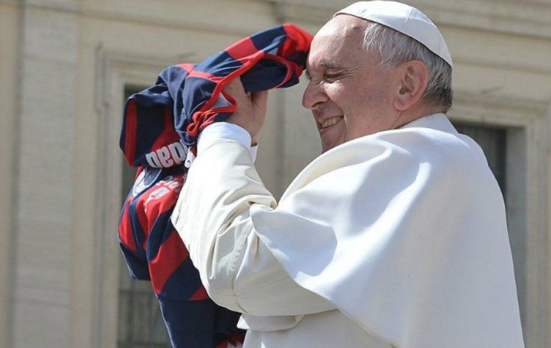 El papa Francisco y su acercamiento con el futbol - Screenshot_27-1