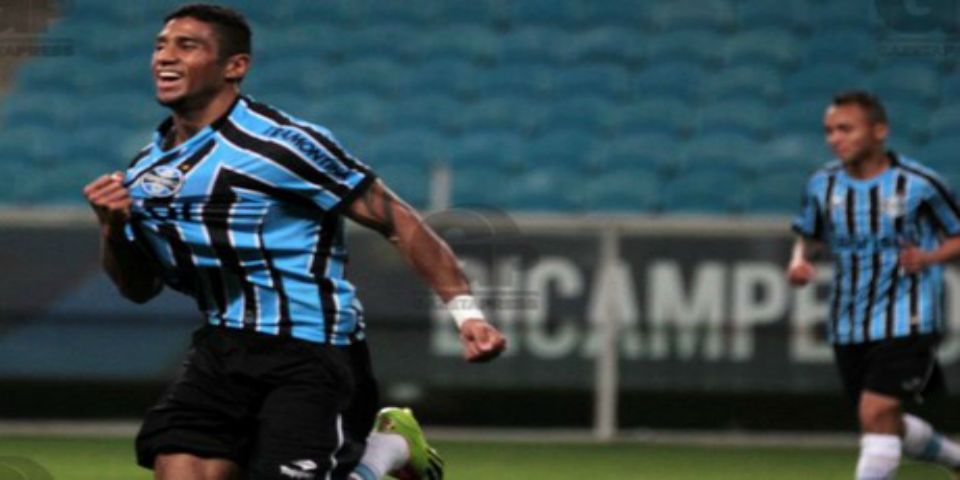 Futbolista sufre muerte cerebral tras desvanecerse en entrenamiento