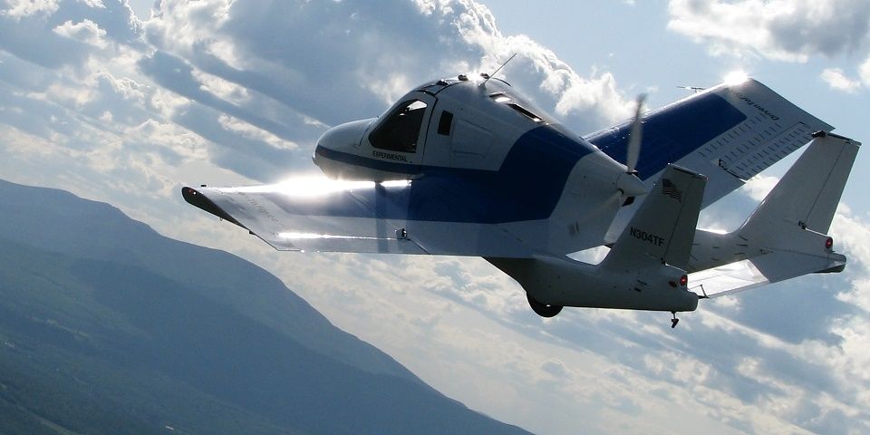 En 10 años podría venderse el primer coche volador