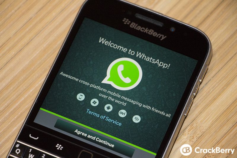 Facebook anuncia fin de soporte para BlackBerry - WhatsApp-BlackBerry-Classic-Screenshot