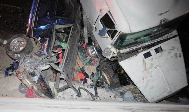 Tres muertos por accidente en Iztapalapa Tres muertos por accidente en Iztapalapa