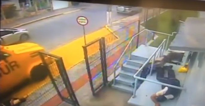 Video: así sobrevivieron guardias de seguridad tras asalto