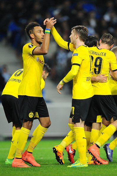 Cuatro mexicanos quedan fuera de la Europa League - aubameyang-dortmund-porto