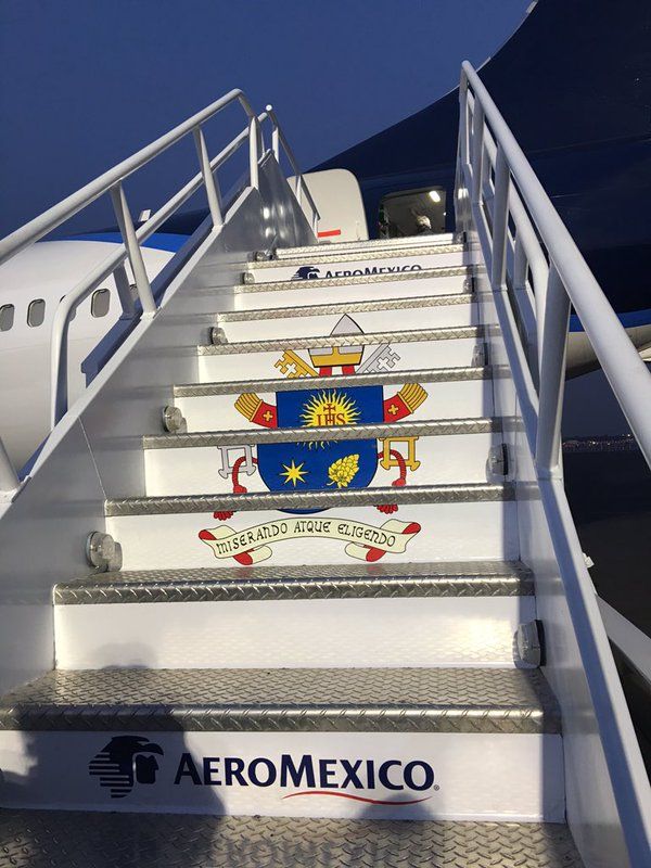 El avión que llevó al papa Francisco a Chiapas - avion-papa-chiapas-4