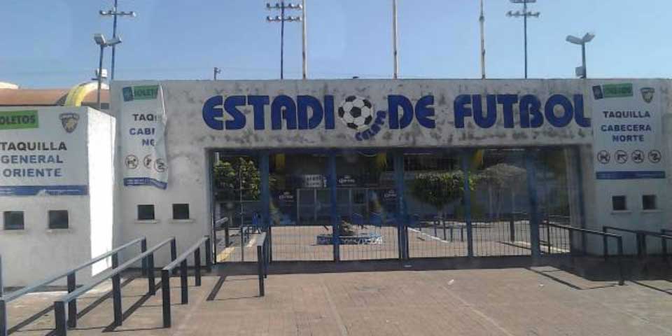 Grupo armado asalta oficinas del Celaya FC